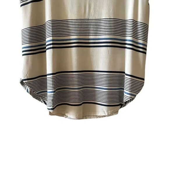 Chaser Stripes White Blue Short Sleeves Athleisure  Lightweight Blouse SZ M - Picture 5 of 11